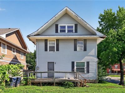 2019 E 35th St