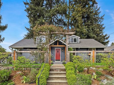 3604 NE 120th Street