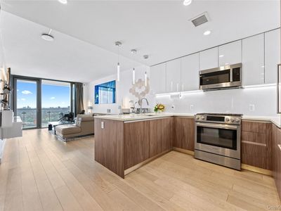 13101 40th Road #Penthouse 3T