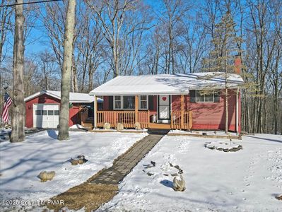 1074 Maple Lake Dr