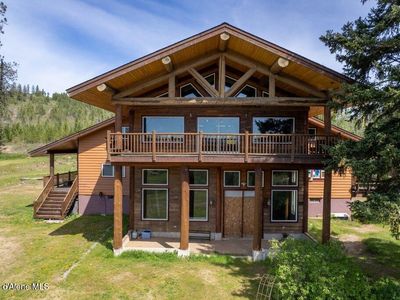 784 Twin Rivers Rd