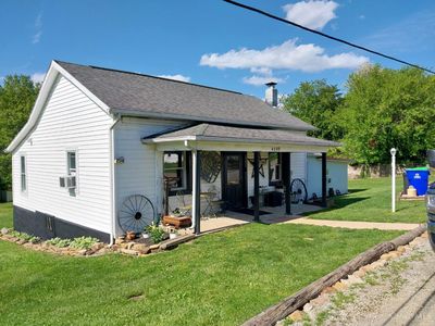 4399 Main St