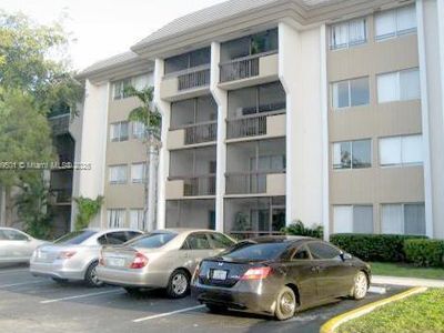 711 N Pine Island Rd APT 316