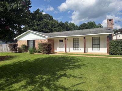 2779 Meadowview Dr