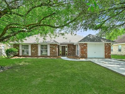202 Yvonne Ave