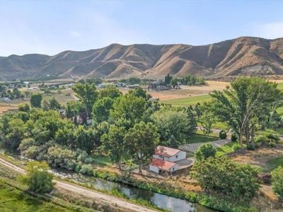 1714 W South Slope Rd