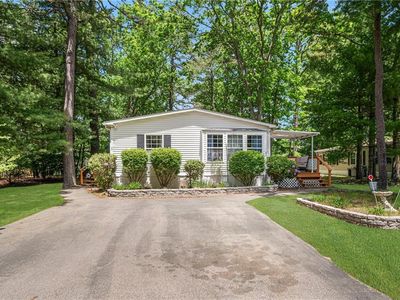22 Liena Rose Way