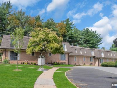 265 Collignon Way APT 1A