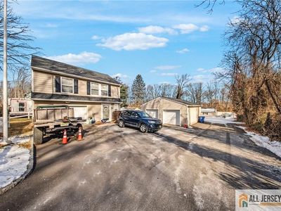 150-152 Magnolia Ln