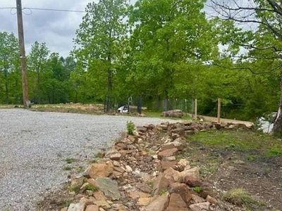 20 Jimmy Creek Rd
