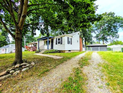Property at 3918 Mapleleaf Rd, Waterford, MI