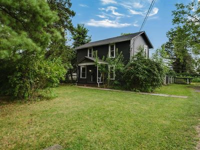 Property at 957 Country Club Rd, Columbus, OH