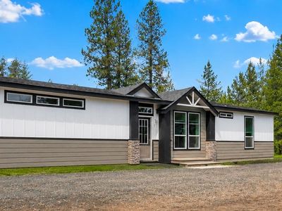 28995 N Hardesty Rd