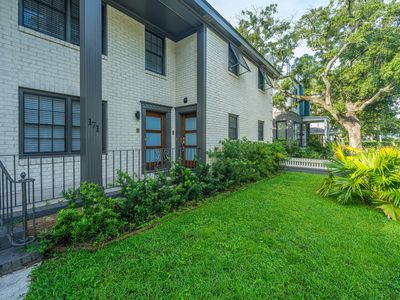 171 3rd Ave APT D