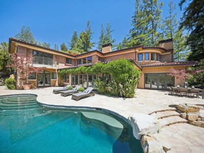65 Rock Road