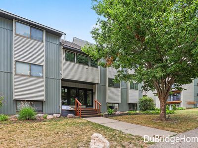 6711 Boca Vista Dr NE Unit 102