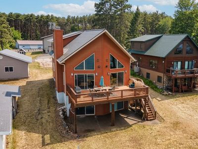 902 Sunrise Beach Dr