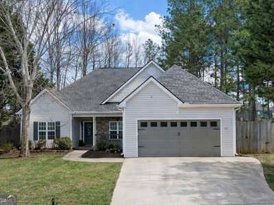 121 E Woodland Mnr