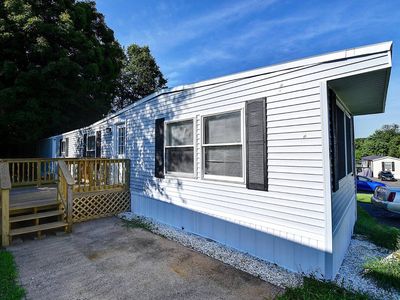 28 Patricia Ln
