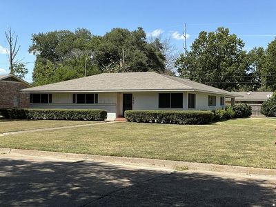 240 Bermuda Dr