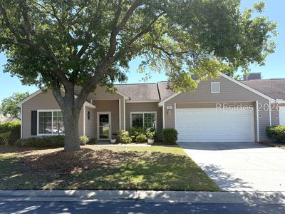 101 Arango Ct