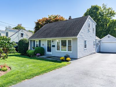 36 Old Barn Road South