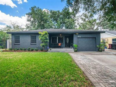 932 Mayfair Cir
