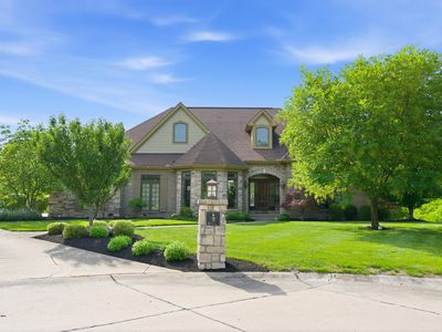 9 Queens View Ln