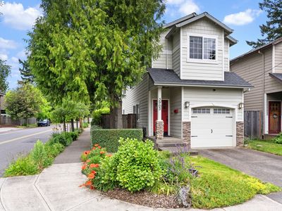 3903 SE Crystal Springs Blvd