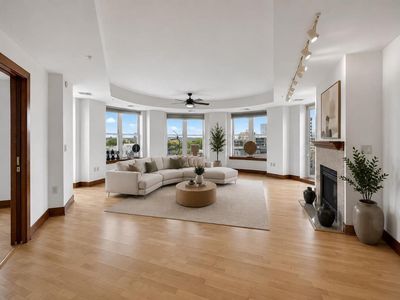 333 W Mifflin Street #6180