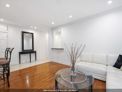217 44th St APT 5