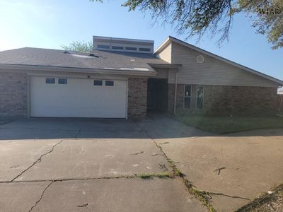 1011 Pawhuska Ln