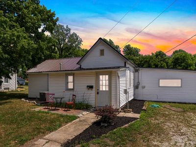 Property at 108 W Smith St, South Whitley, IN