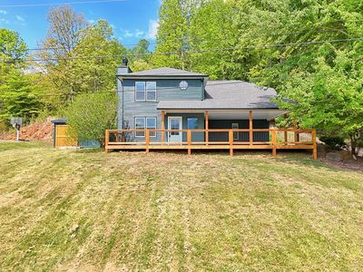 233 Bradshaw Rd