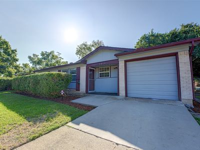 2906 Windmill Ln
