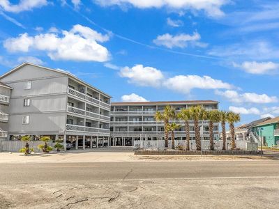 627 N Waccamaw Dr. #210