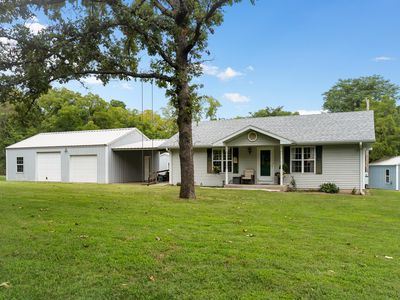 951 Goldfinch Road