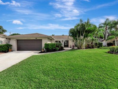 4553 Charing Cross Rd