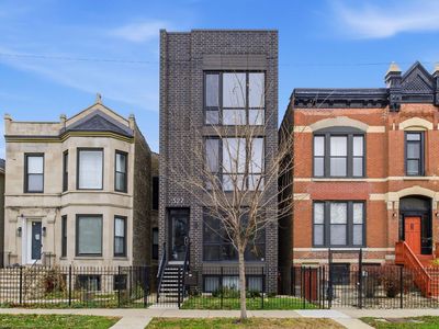 327 S Leavitt St #1