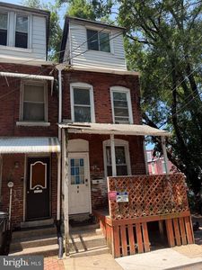 310 Nectarine St