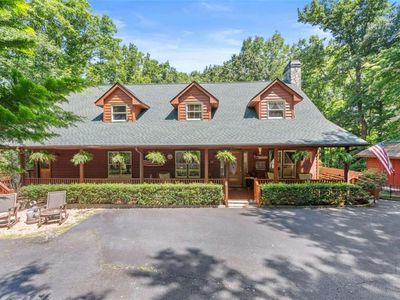257 Interlochen Ct
