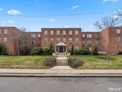 869 Farmington Avenue #205