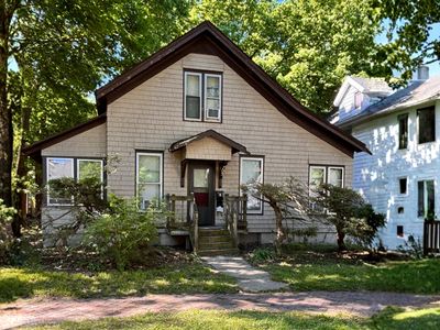 Property at 703 W High St, Urbana, IL