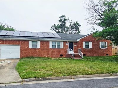3436 Petunia Cres