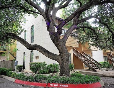 2714 Nueces St APT 108