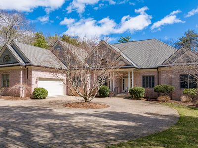 93 Oyster Way