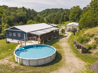 1550 Geranium Rd