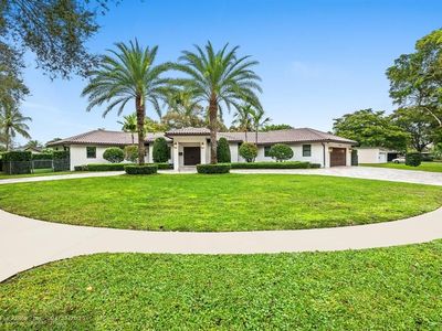 5751 Plantation Road