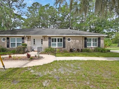 720 S Hill Ave #8B