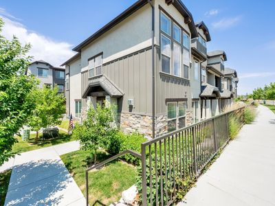 10376 S Beetdigger Blvd